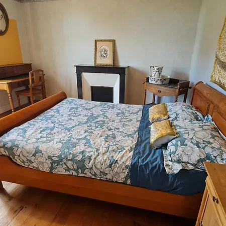 D'hotes De La Grande Maison Bed & Breakfast