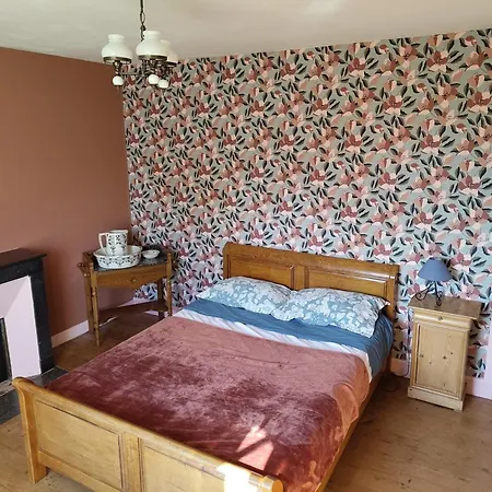 D'hotes De La Grande Maison Bed & Breakfast